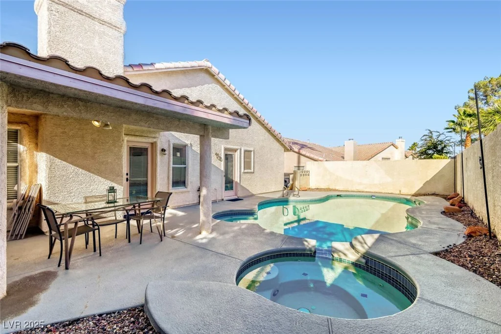 1915 Coralino, Henderson, NV 89074