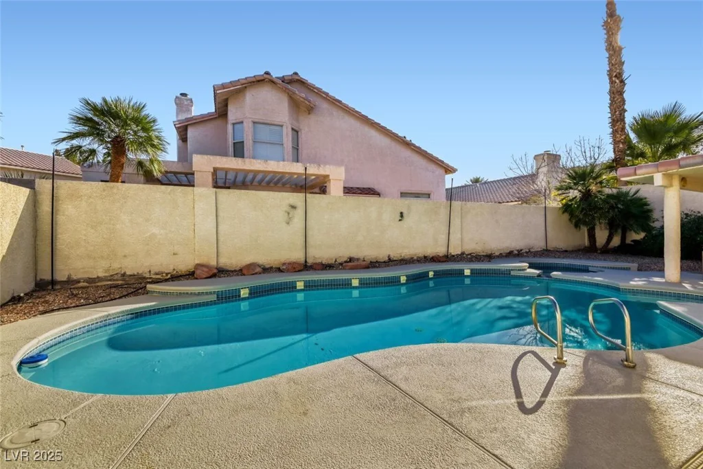1915 Coralino, Henderson, NV 89074