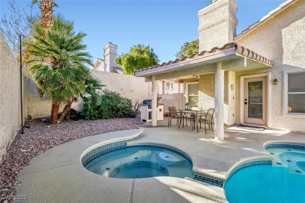 1915 Coralino, Henderson, NV 89074