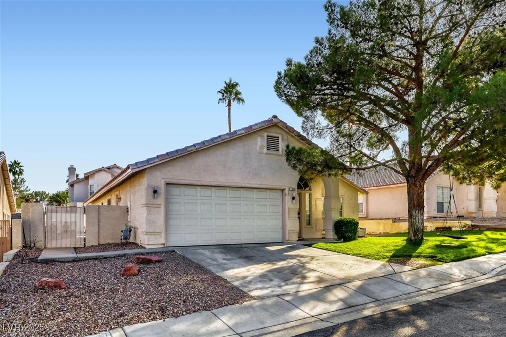 1915 Coralino, Henderson, NV 89074