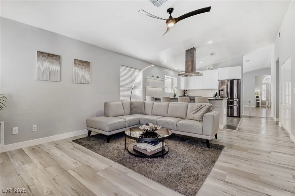1915 Coralino, Henderson, NV 89074