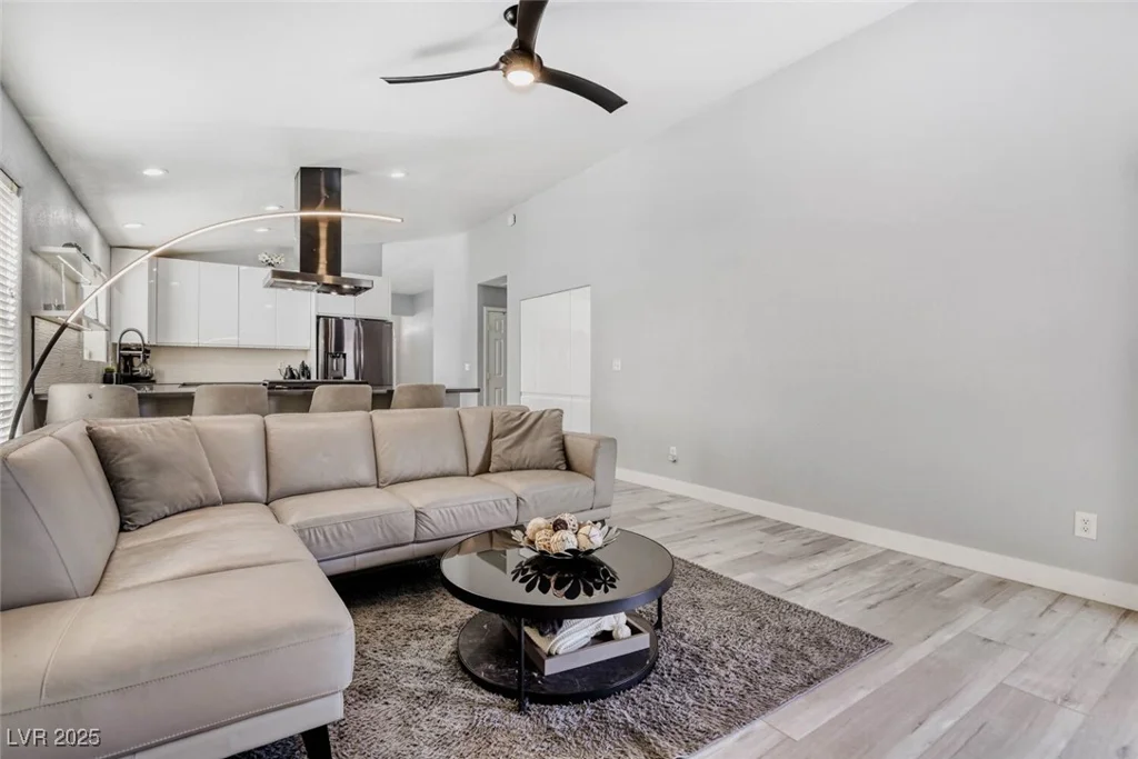 1915 Coralino, Henderson, NV 89074