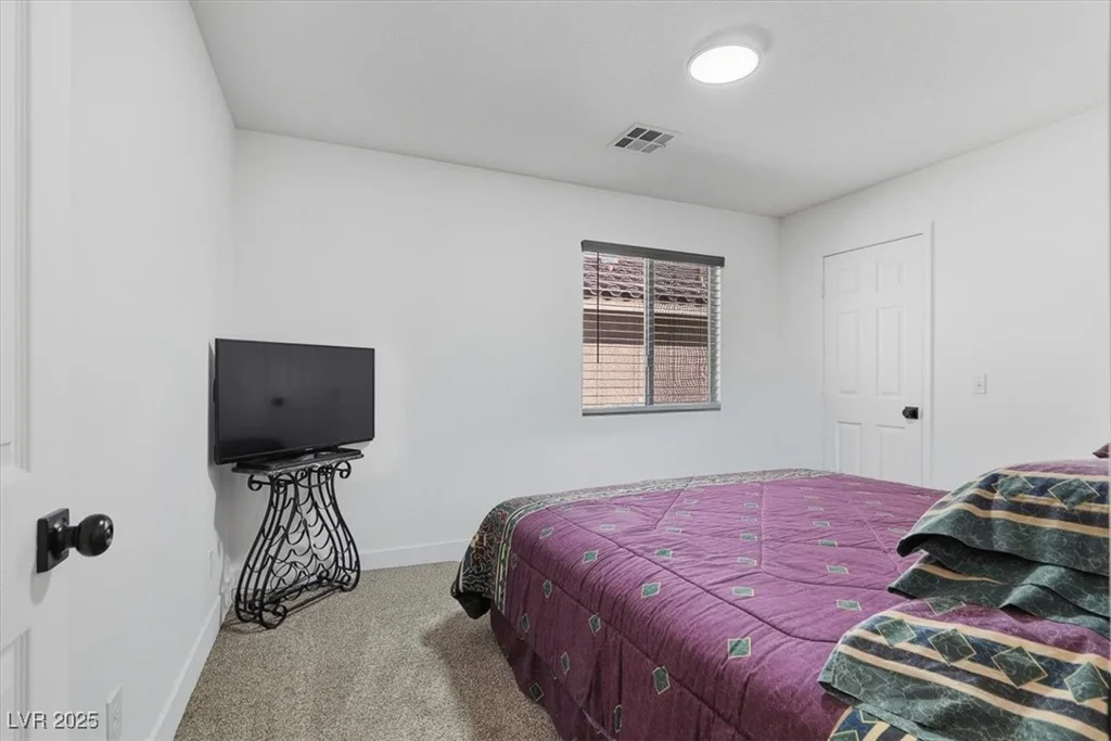 9016 Crooked Shell, Las Vegas, NV 89143