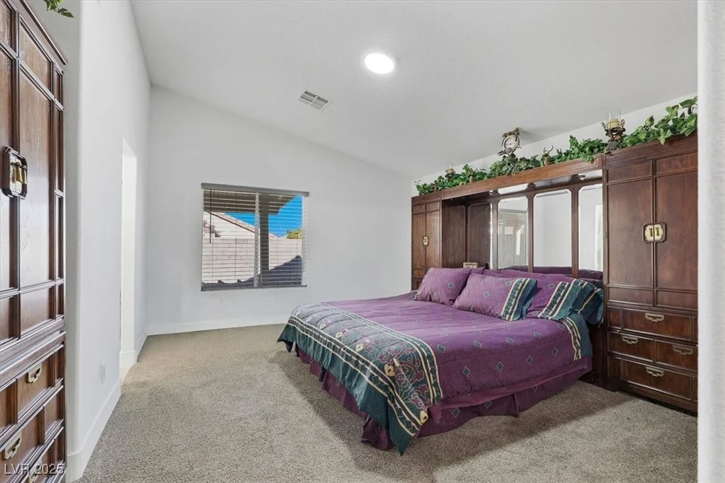 9016 Crooked Shell, Las Vegas, NV 89143