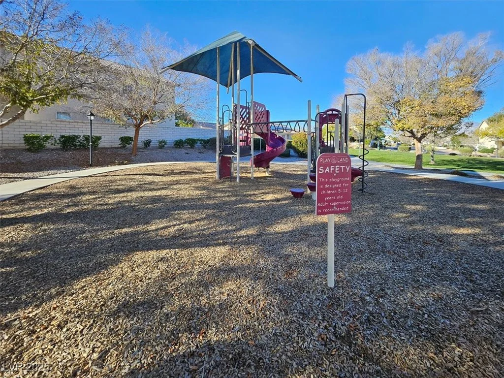 9016 Crooked Shell, Las Vegas, NV 89143
