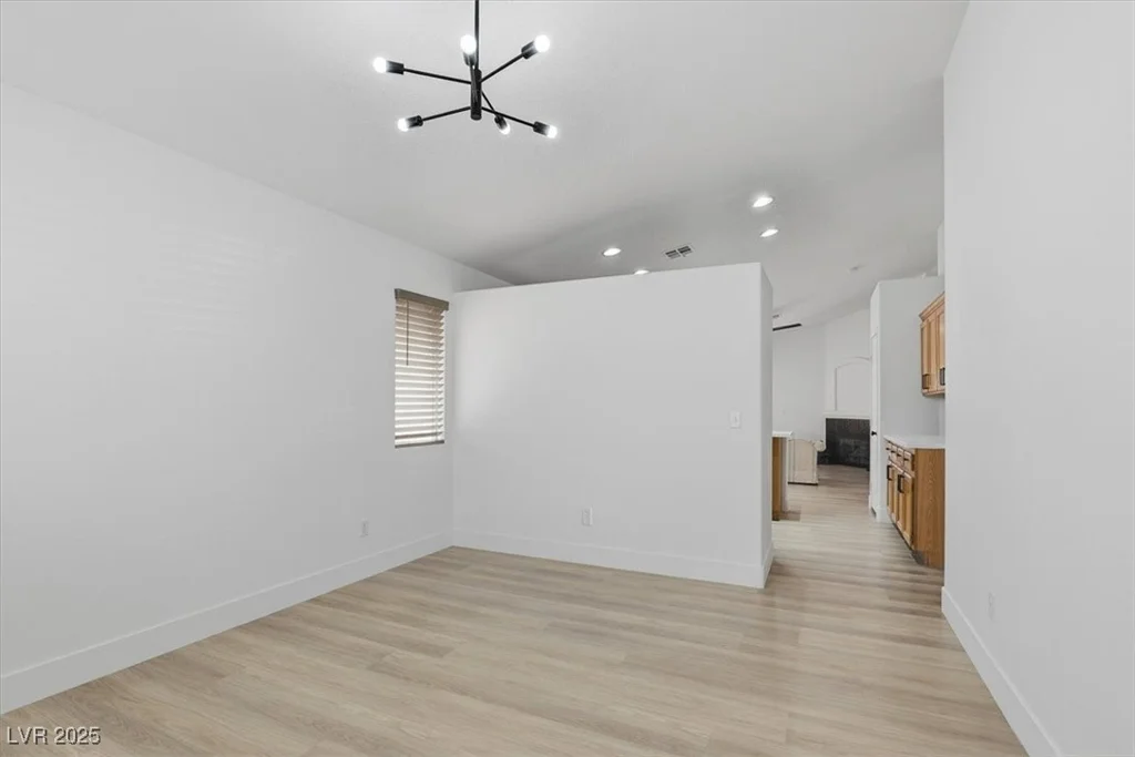 9016 Crooked Shell, Las Vegas, NV 89143