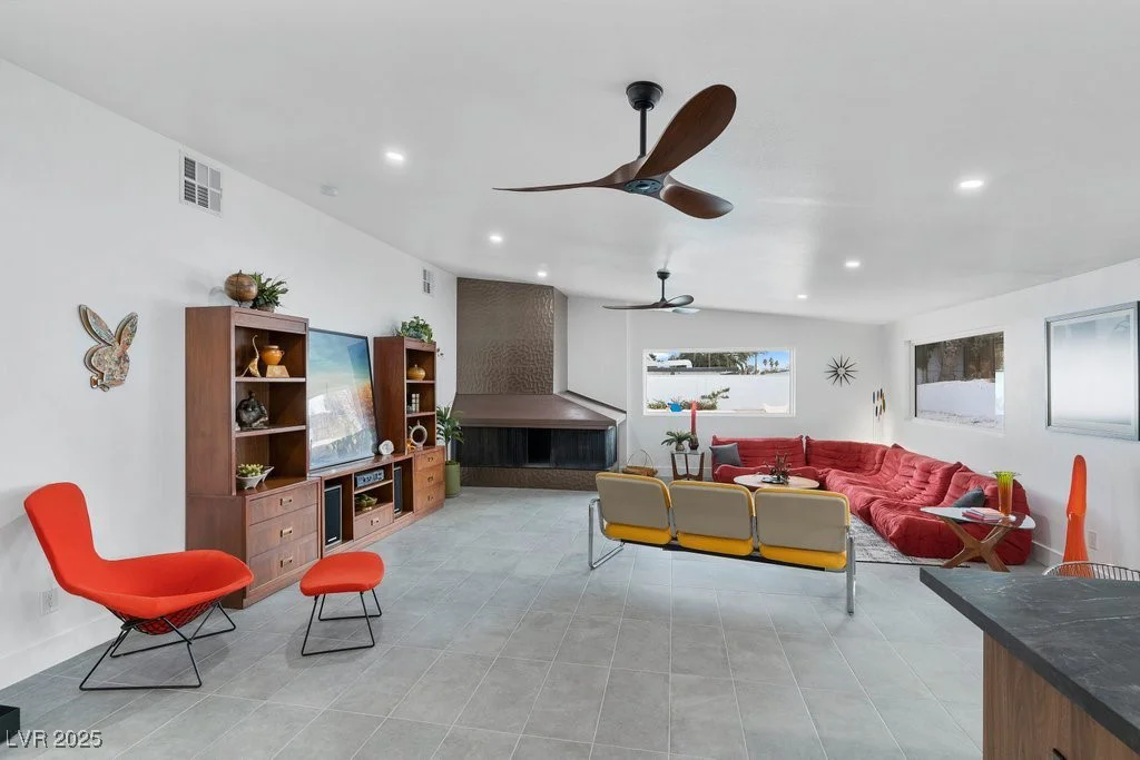 3333 Seminole, Las Vegas, NV 89169