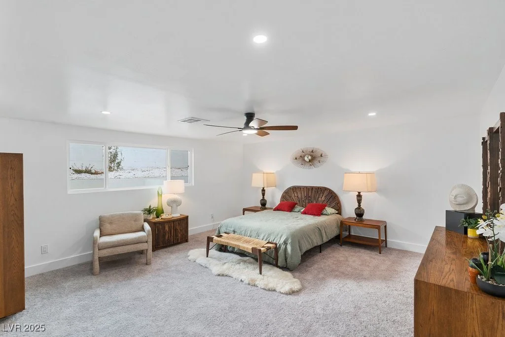 3333 Seminole, Las Vegas, NV 89169