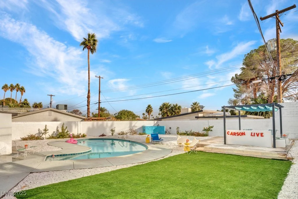 3333 Seminole, Las Vegas, NV 89169