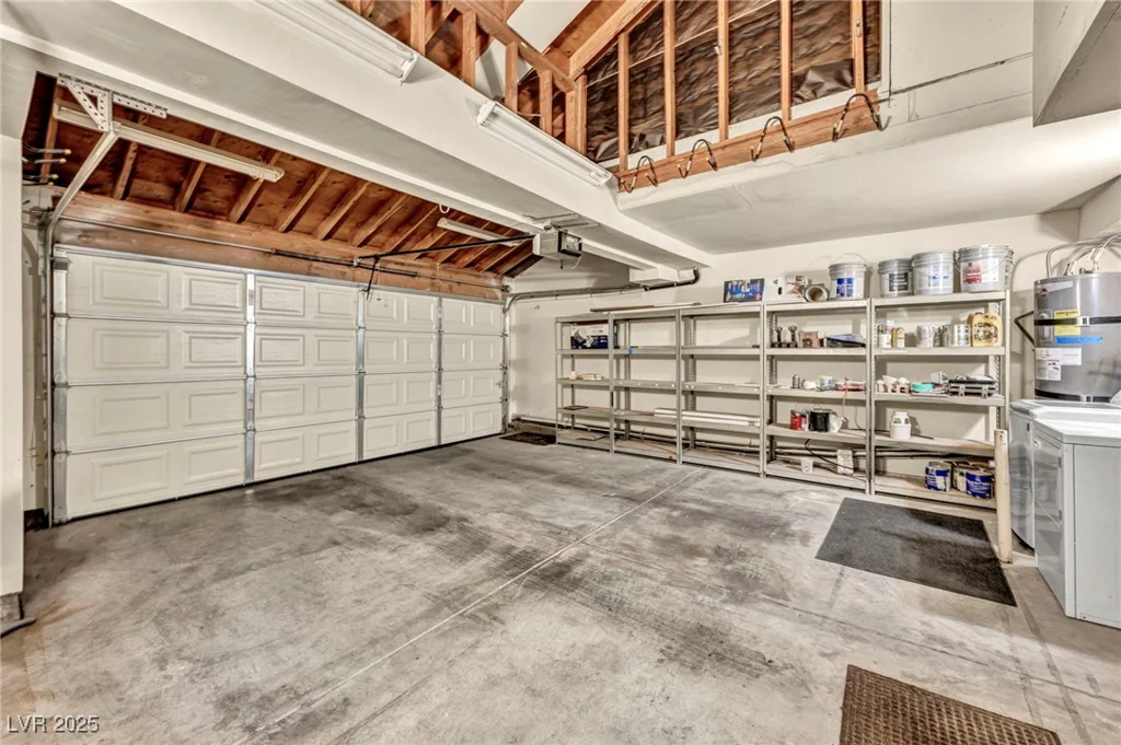 5670 Vineyard, Las Vegas, NV 89110