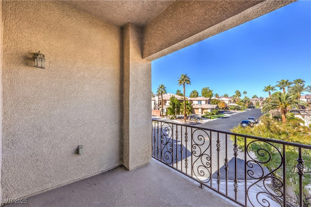 1920 Columbia Crest, Las Vegas, NV 89117
