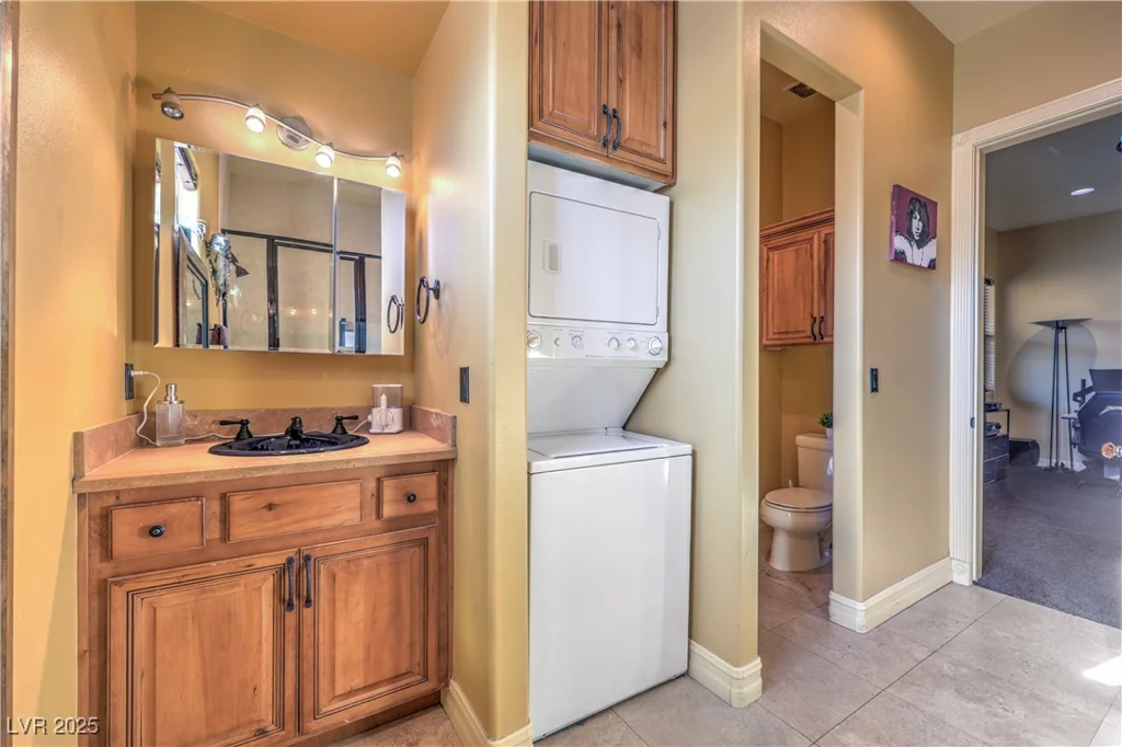 1920 Columbia Crest, Las Vegas, NV 89117