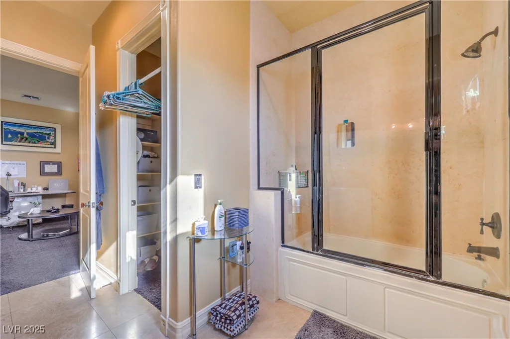 1920 Columbia Crest, Las Vegas, NV 89117