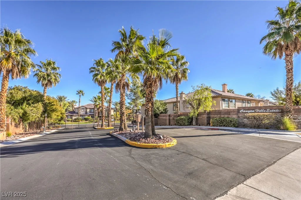 1920 Columbia Crest, Las Vegas, NV 89117