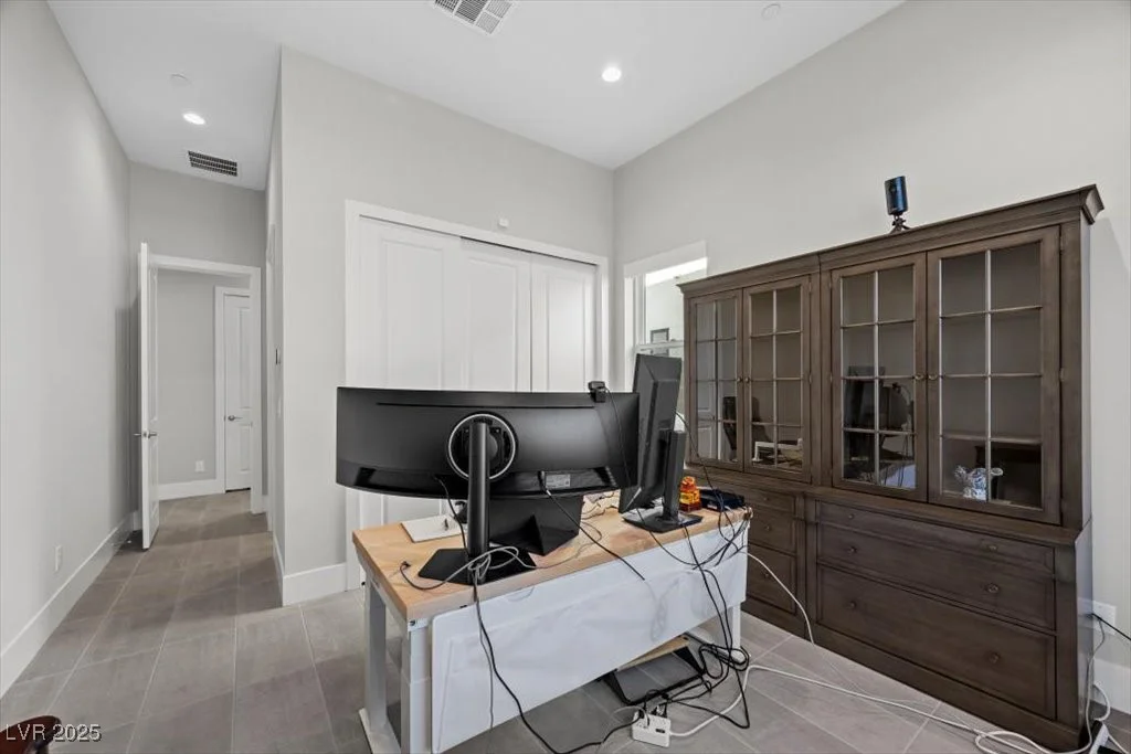 4829 Shady Ridge, Las Vegas, NV 89135