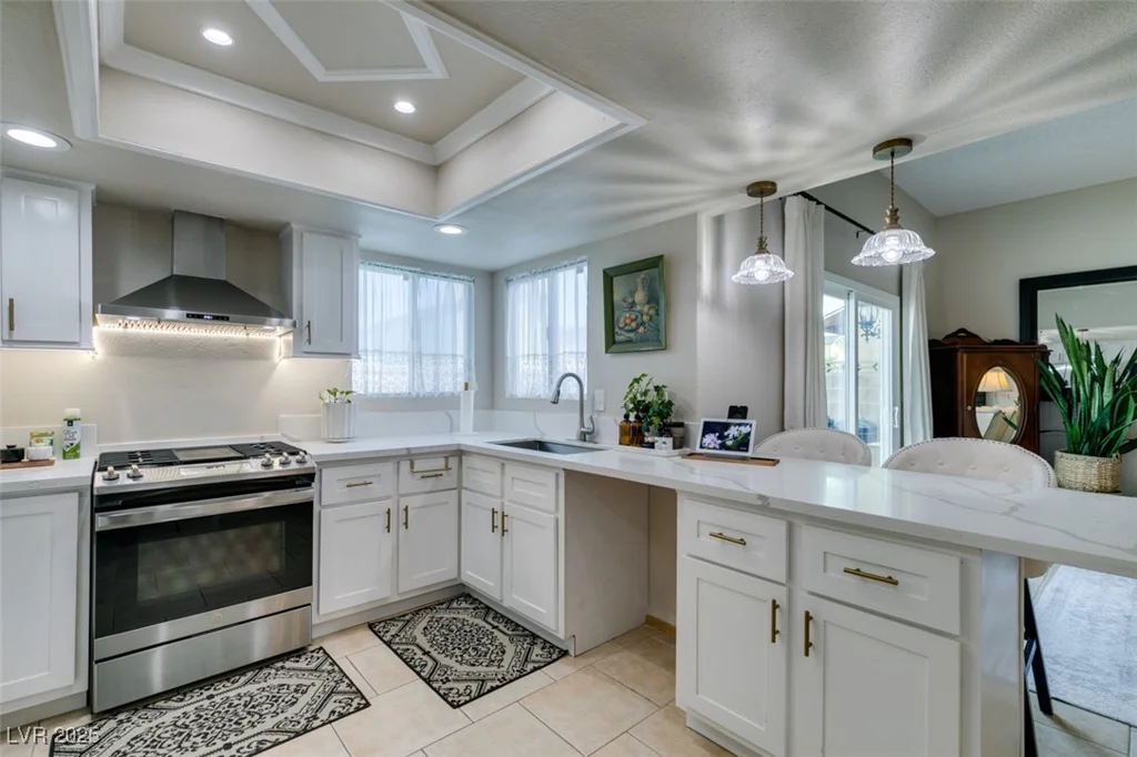 3932 Lincoln, Las Vegas, NV 89115