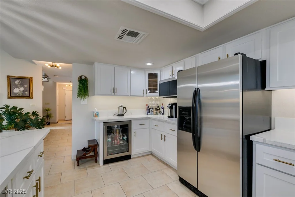 3932 Lincoln, Las Vegas, NV 89115