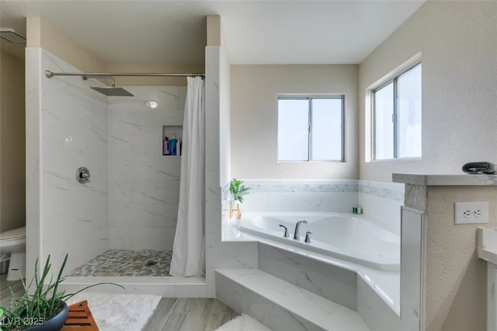 3932 Lincoln, Las Vegas, NV 89115
