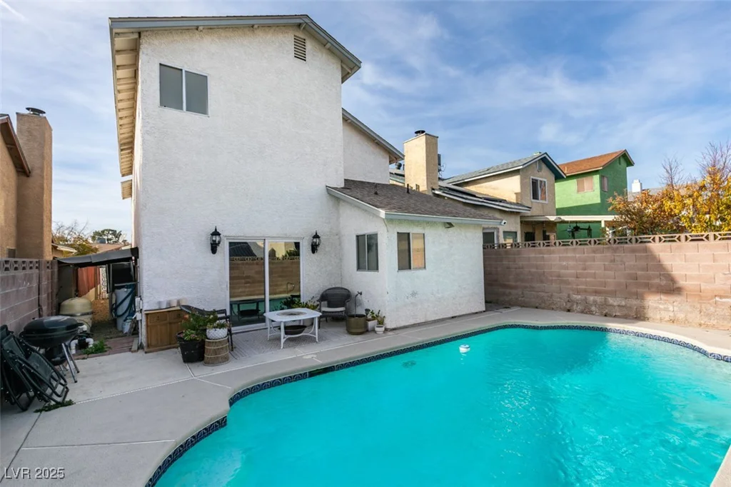 3932 Lincoln, Las Vegas, NV 89115
