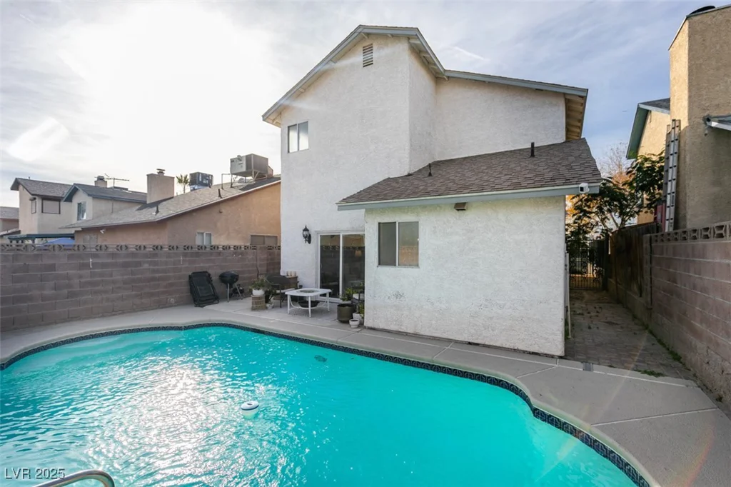 3932 Lincoln, Las Vegas, NV 89115