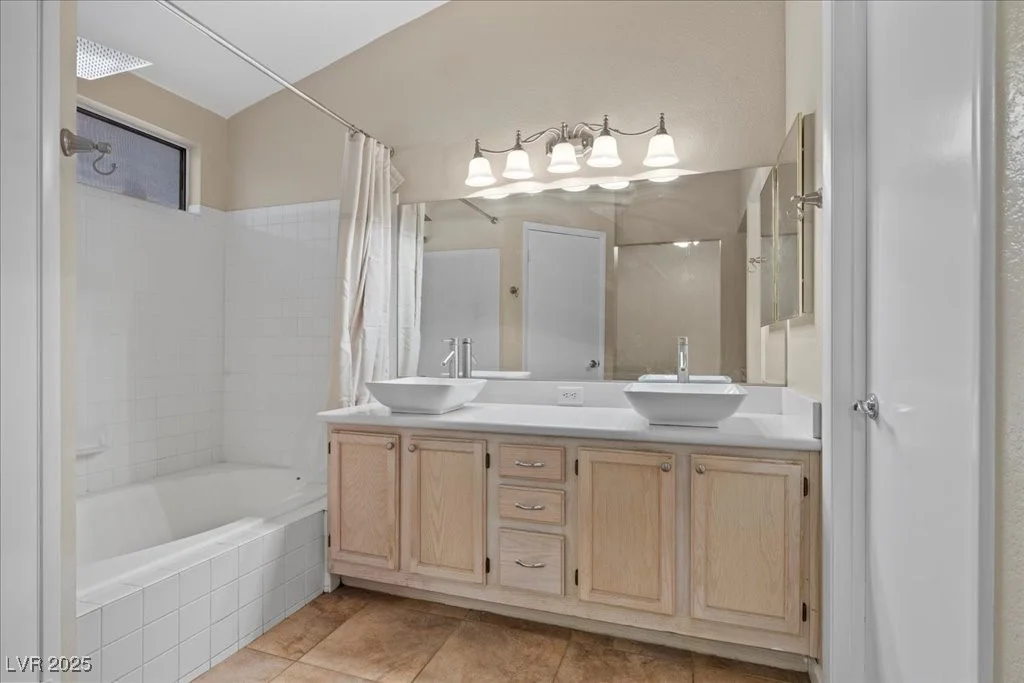5508 Tincup, Las Vegas, NV 89130