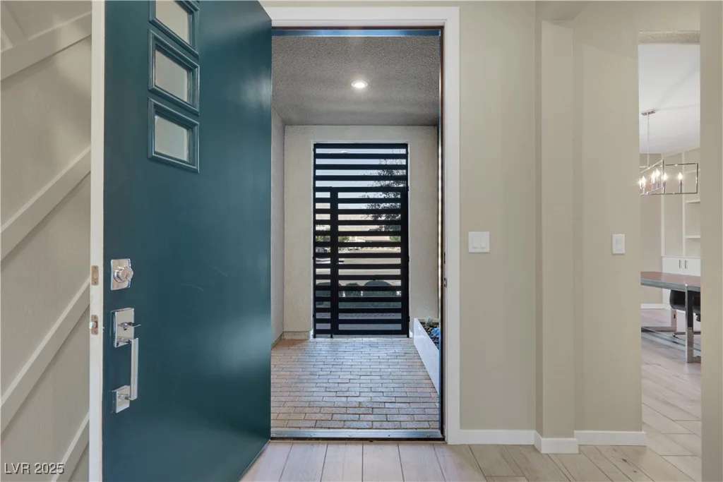 1609 Dream Canyon, North Las Vegas, NV 89084