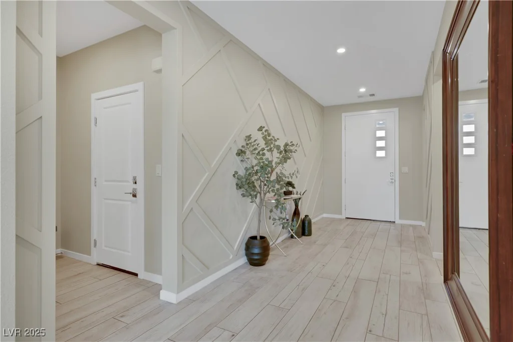 1609 Dream Canyon, North Las Vegas, NV 89084
