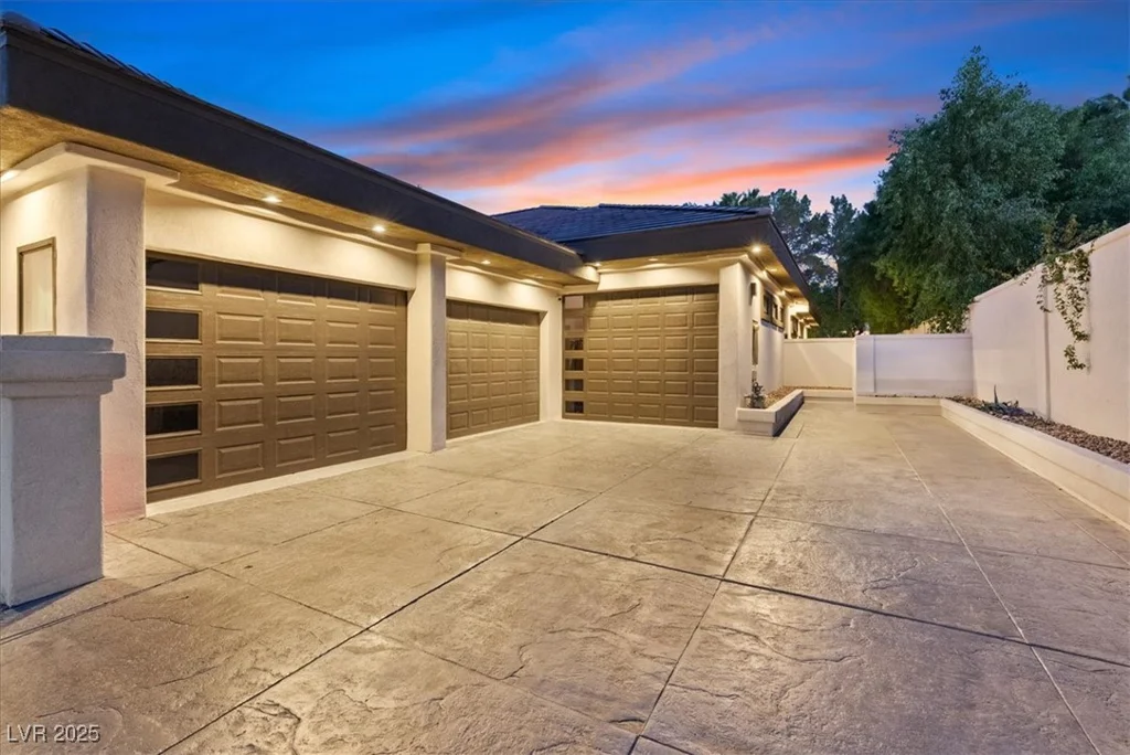 1416 Iron Hills, Las Vegas, NV 89134