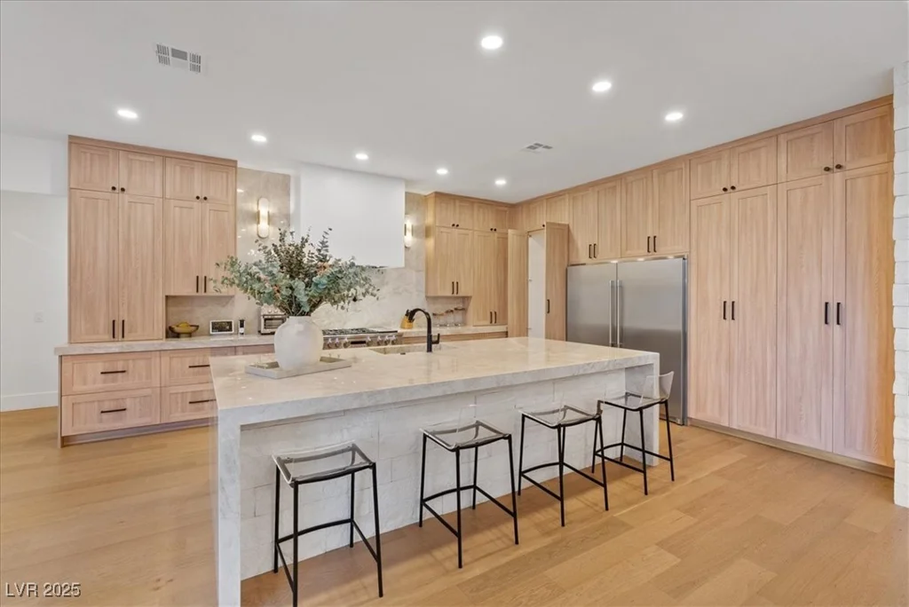 1416 Iron Hills, Las Vegas, NV 89134