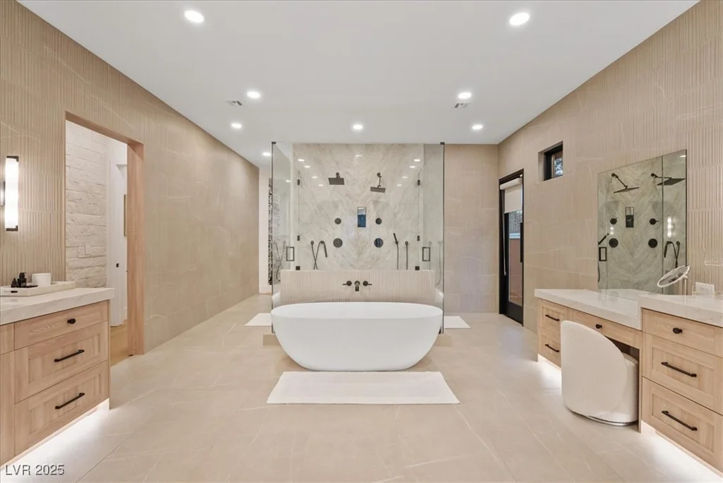 1416 Iron Hills, Las Vegas, NV 89134
