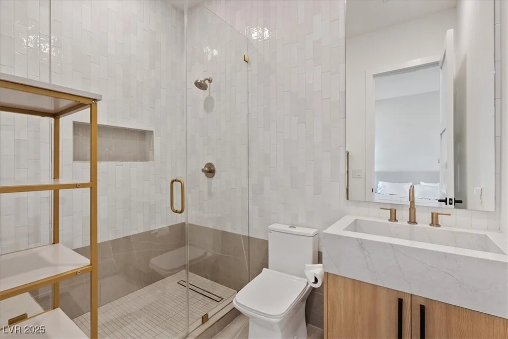 1416 Iron Hills, Las Vegas, NV 89134