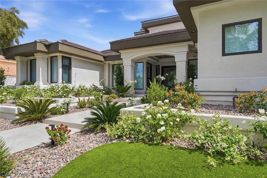 1416 Iron Hills, Las Vegas, NV 89134