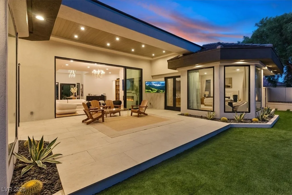 1416 Iron Hills, Las Vegas, NV 89134