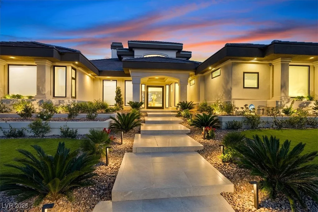 1416 Iron Hills, Las Vegas, NV 89134