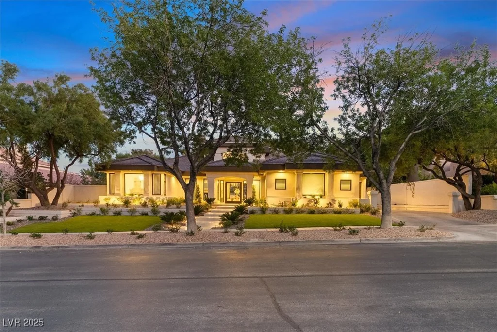 1416 Iron Hills, Las Vegas, NV 89134