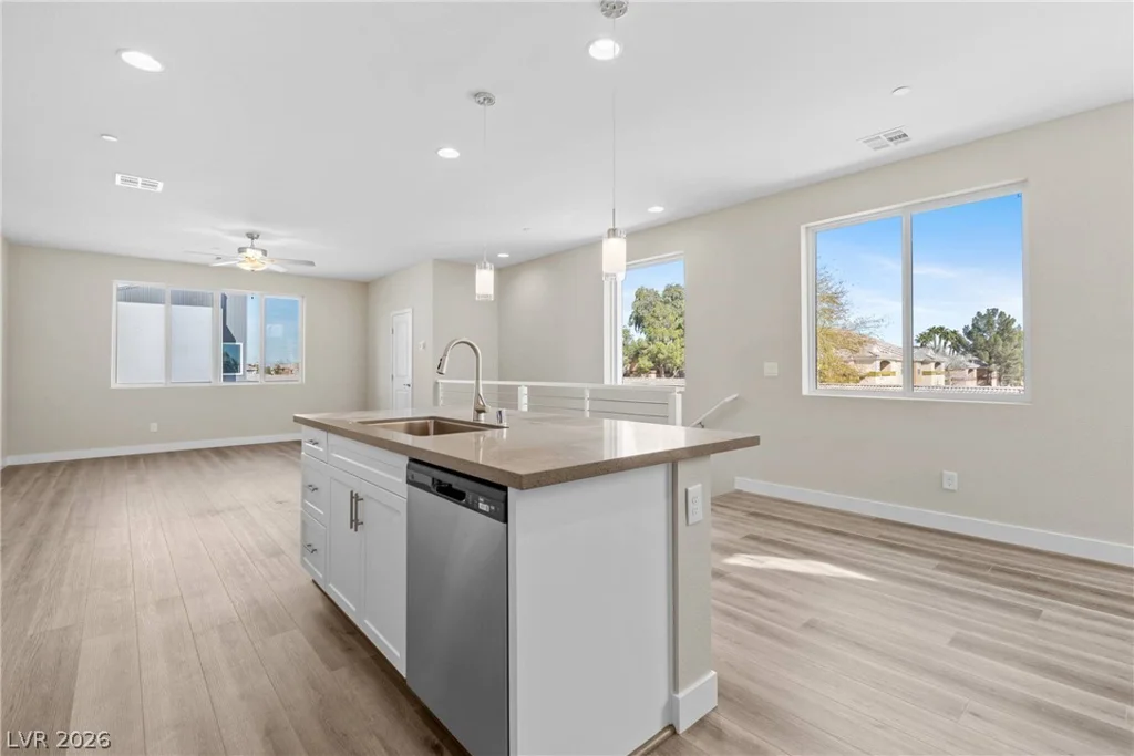8629 Ensworth, Las Vegas, NV 89123