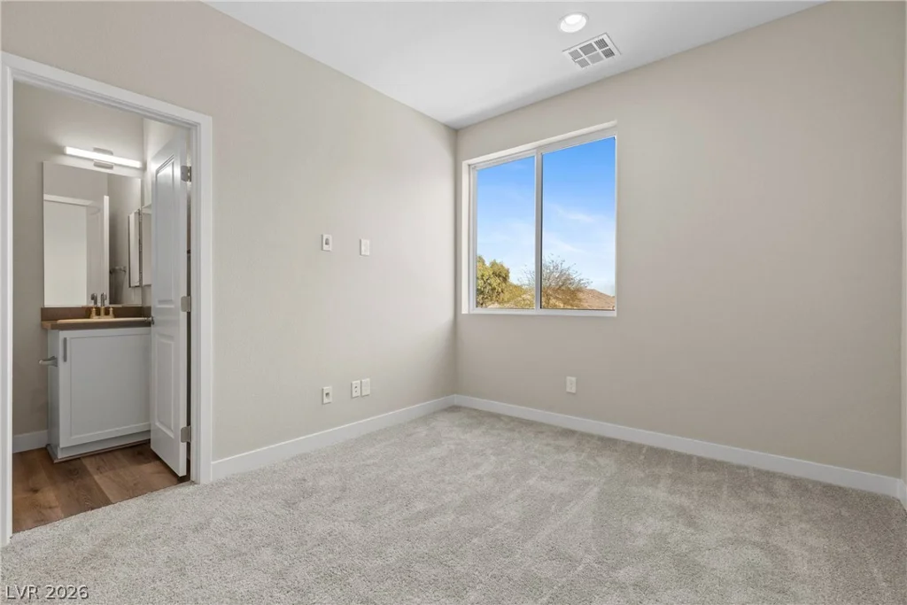 8629 Ensworth, Las Vegas, NV 89123