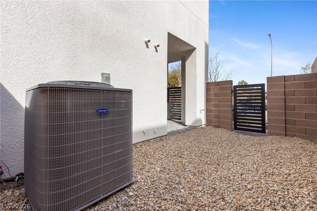 8629 Ensworth, Las Vegas, NV 89123