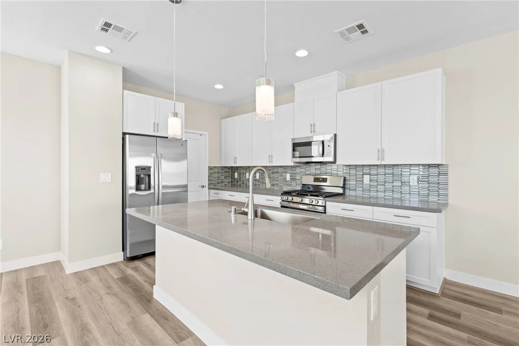 8629 Ensworth, Las Vegas, NV 89123