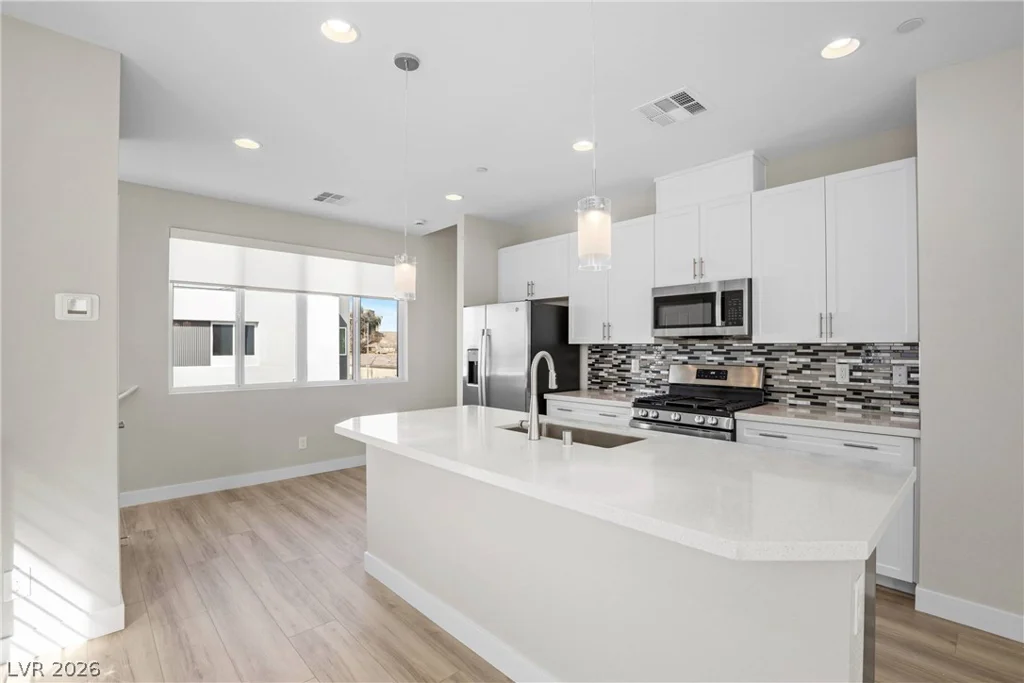 8629 Ensworth, Las Vegas, NV 89123