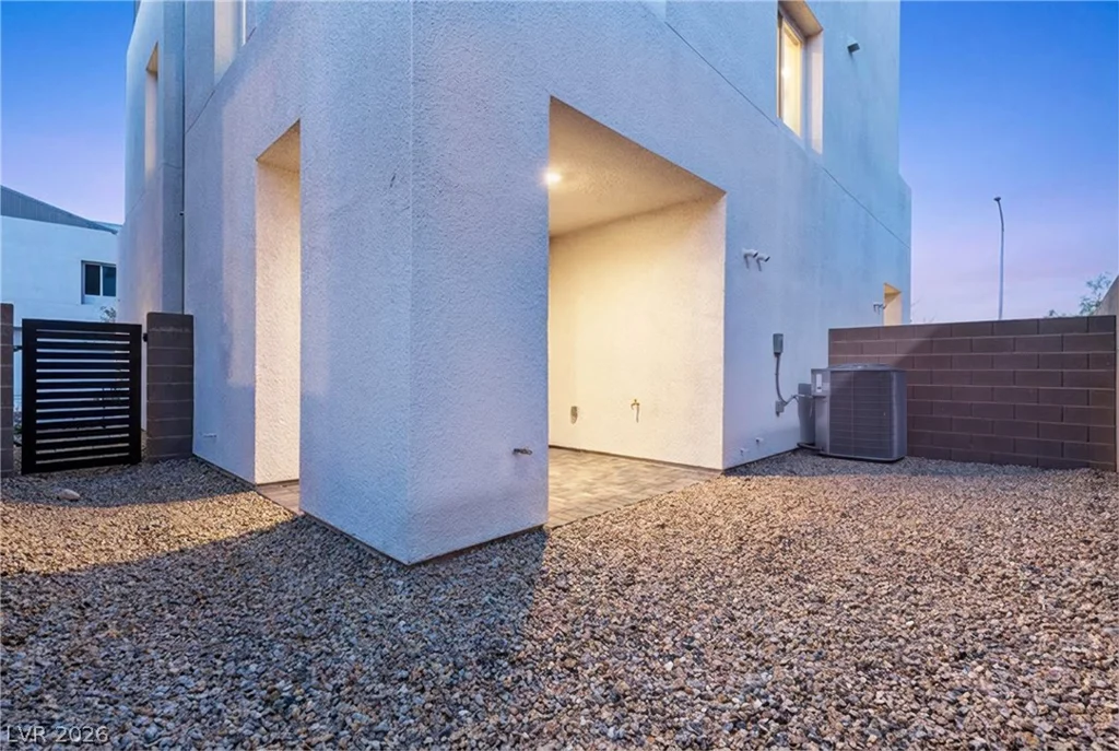 8629 Ensworth, Las Vegas, NV 89123