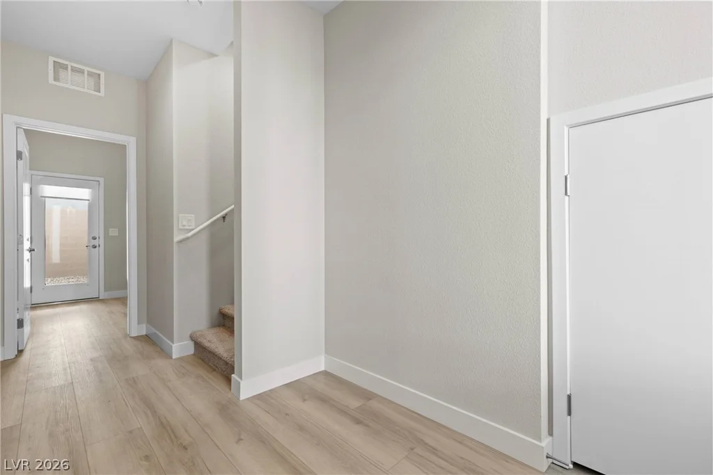 8629 Ensworth, Las Vegas, NV 89123
