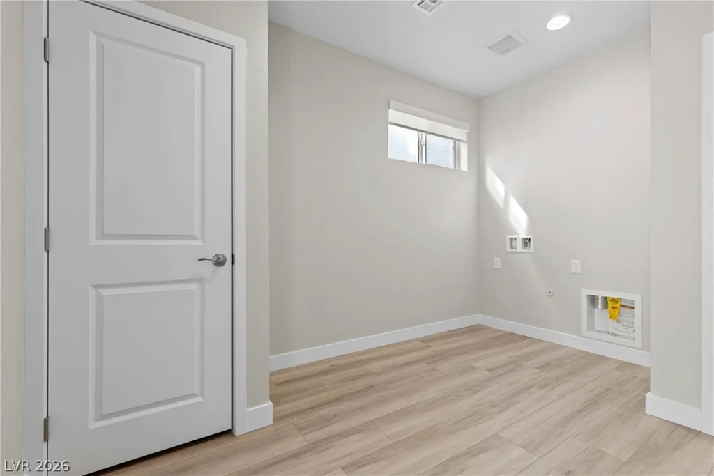 8629 Ensworth, Las Vegas, NV 89123