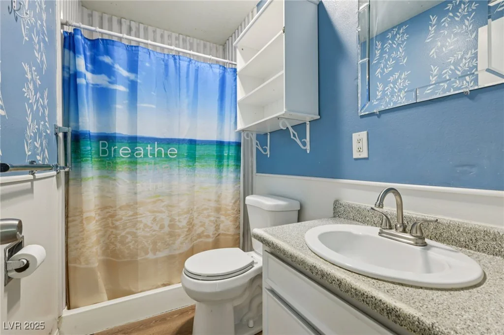 6912 Singing Dunes, Las Vegas, NV 89145