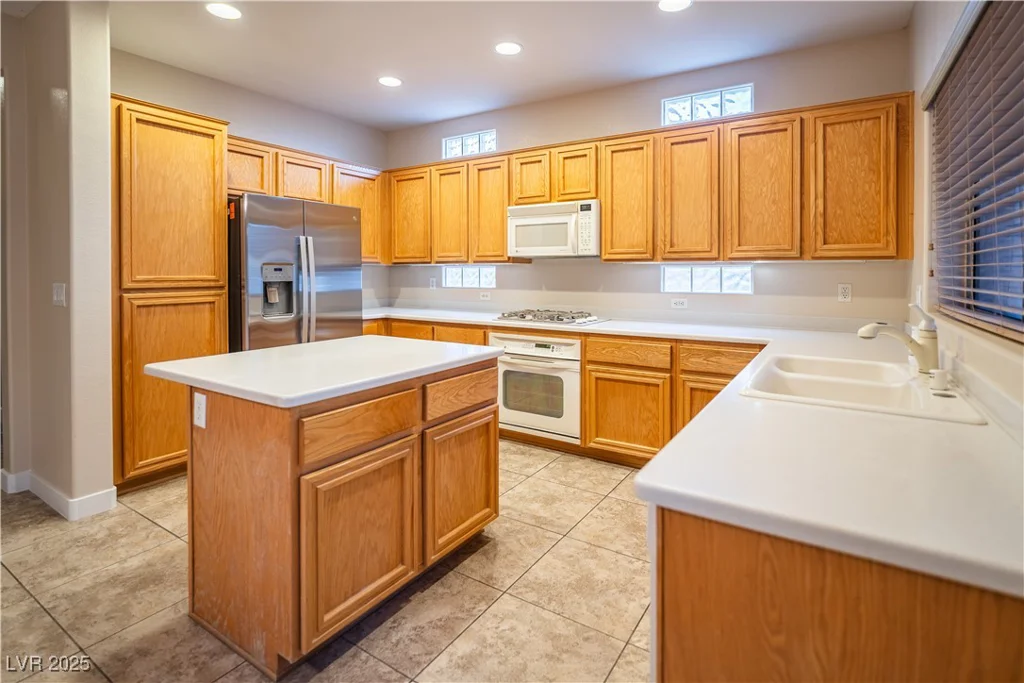 2848 Meadow Park, Henderson, NV 89052