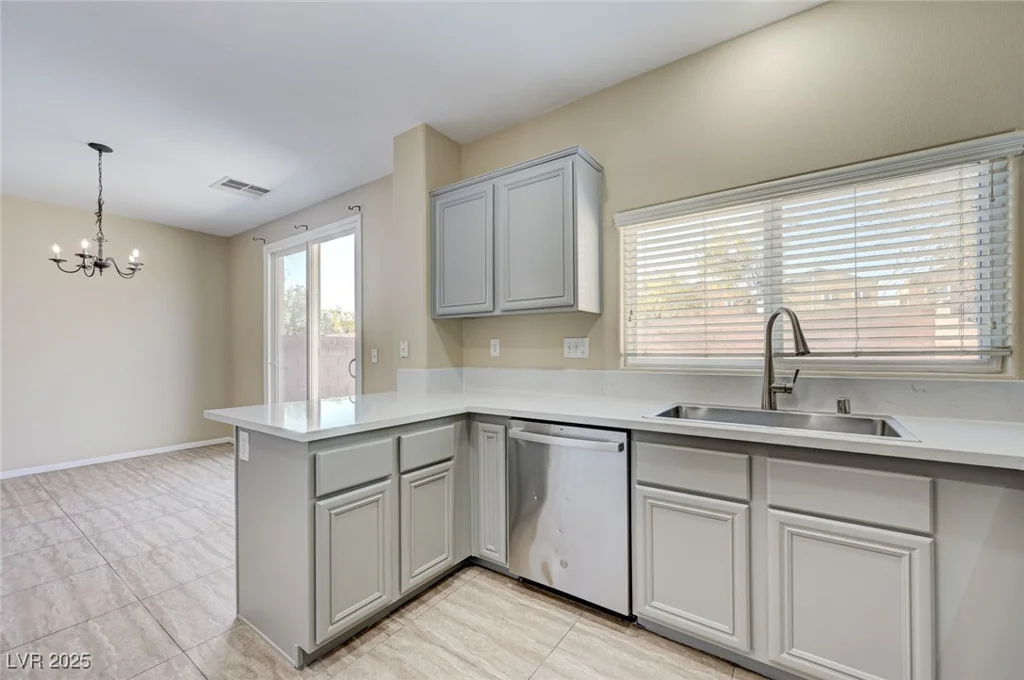 7459 Edgecove, Las Vegas, NV 89139