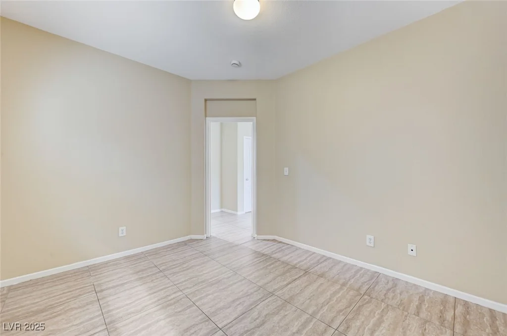 7459 Edgecove, Las Vegas, NV 89139