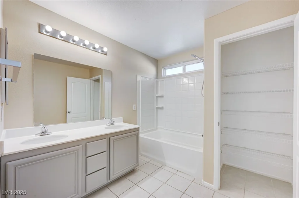 7459 Edgecove, Las Vegas, NV 89139