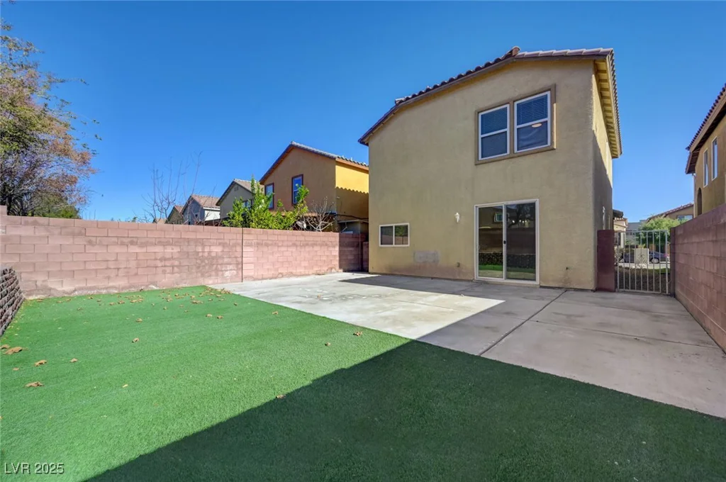7459 Edgecove, Las Vegas, NV 89139
