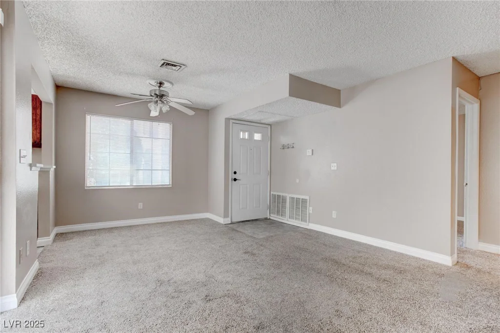 4860 Nara Vista, Las Vegas, NV 89103